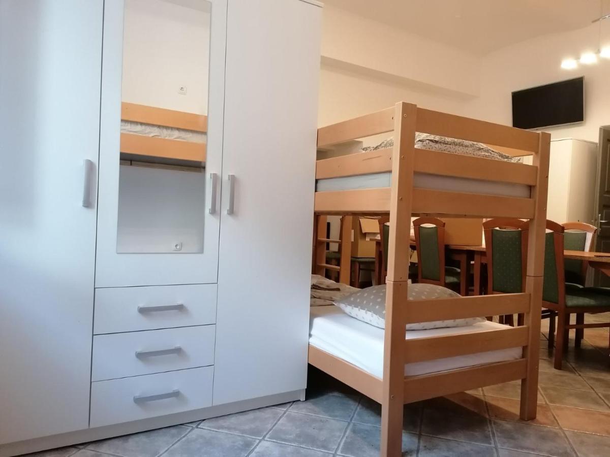 Hostel Vojnik Екстериор снимка