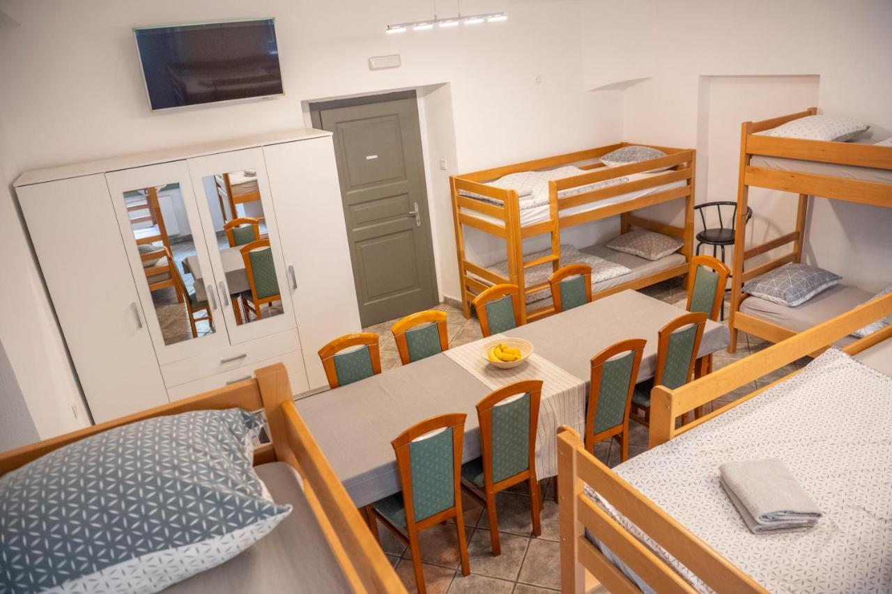 Hostel Vojnik Екстериор снимка