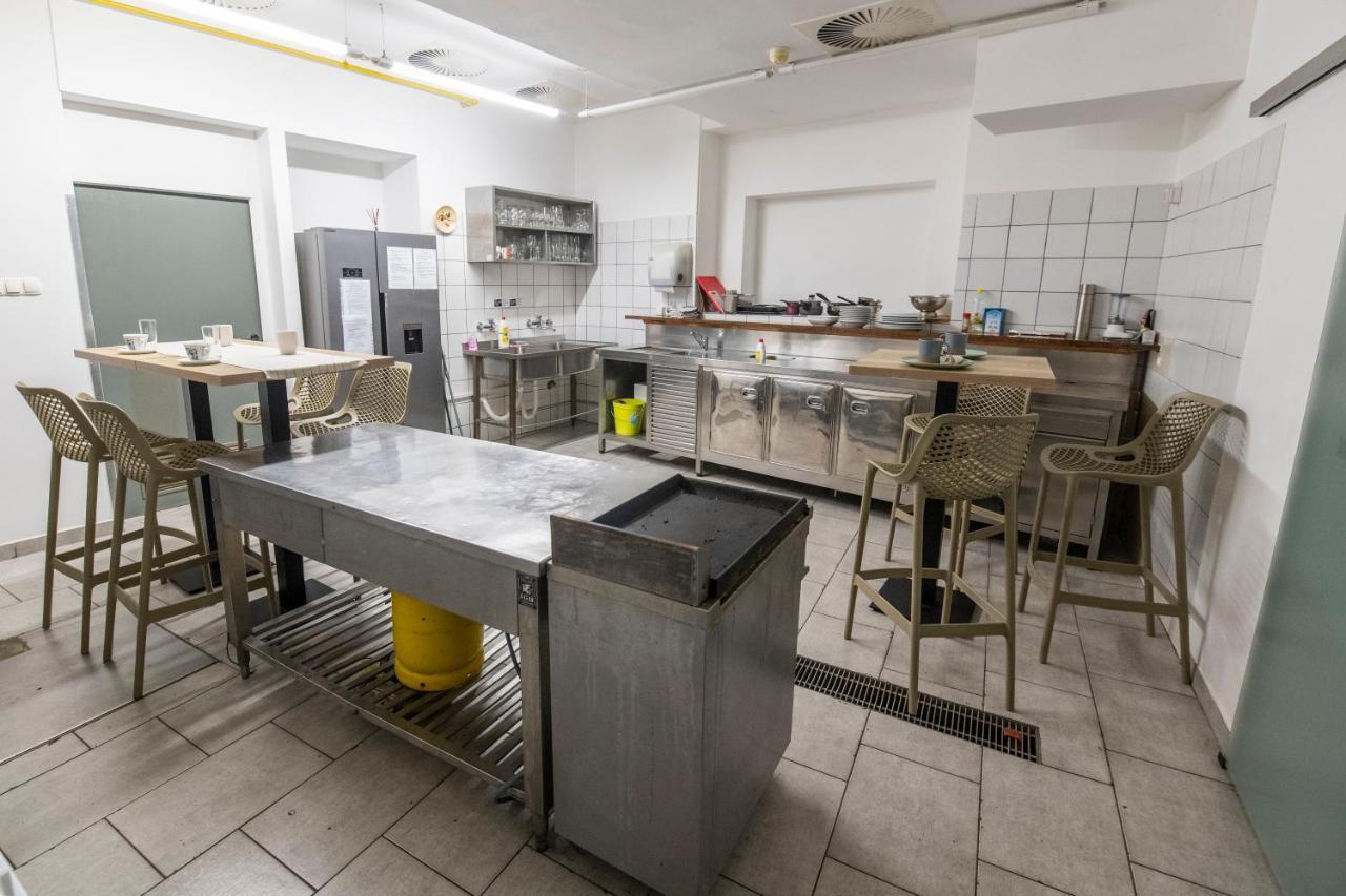 Hostel Vojnik Екстериор снимка