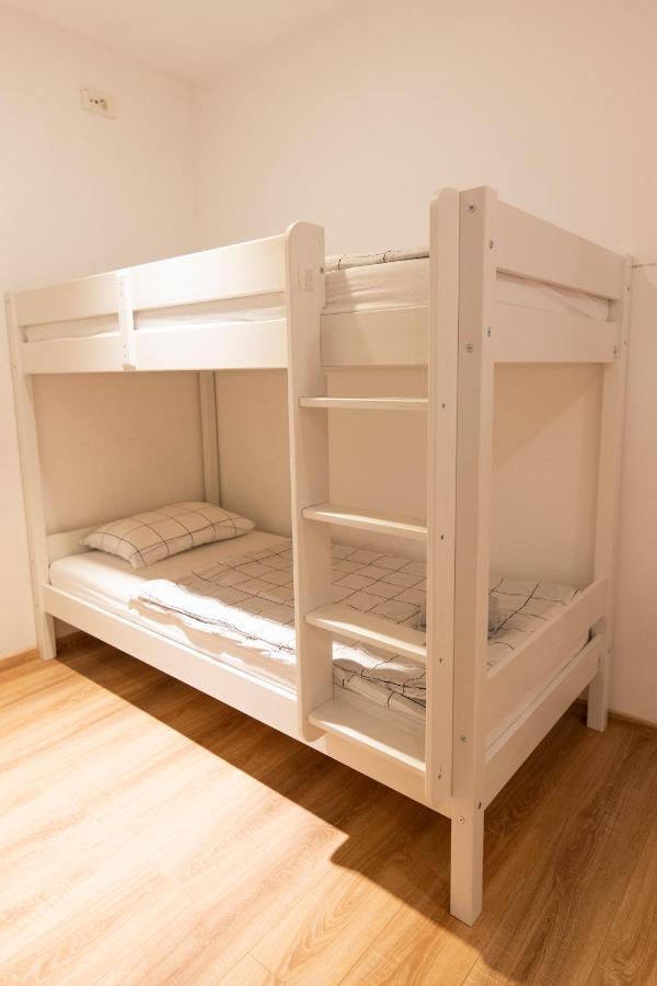 Hostel Vojnik Екстериор снимка