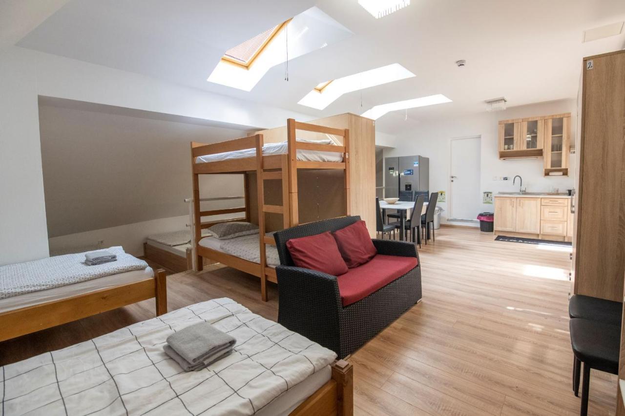 Hostel Vojnik Екстериор снимка