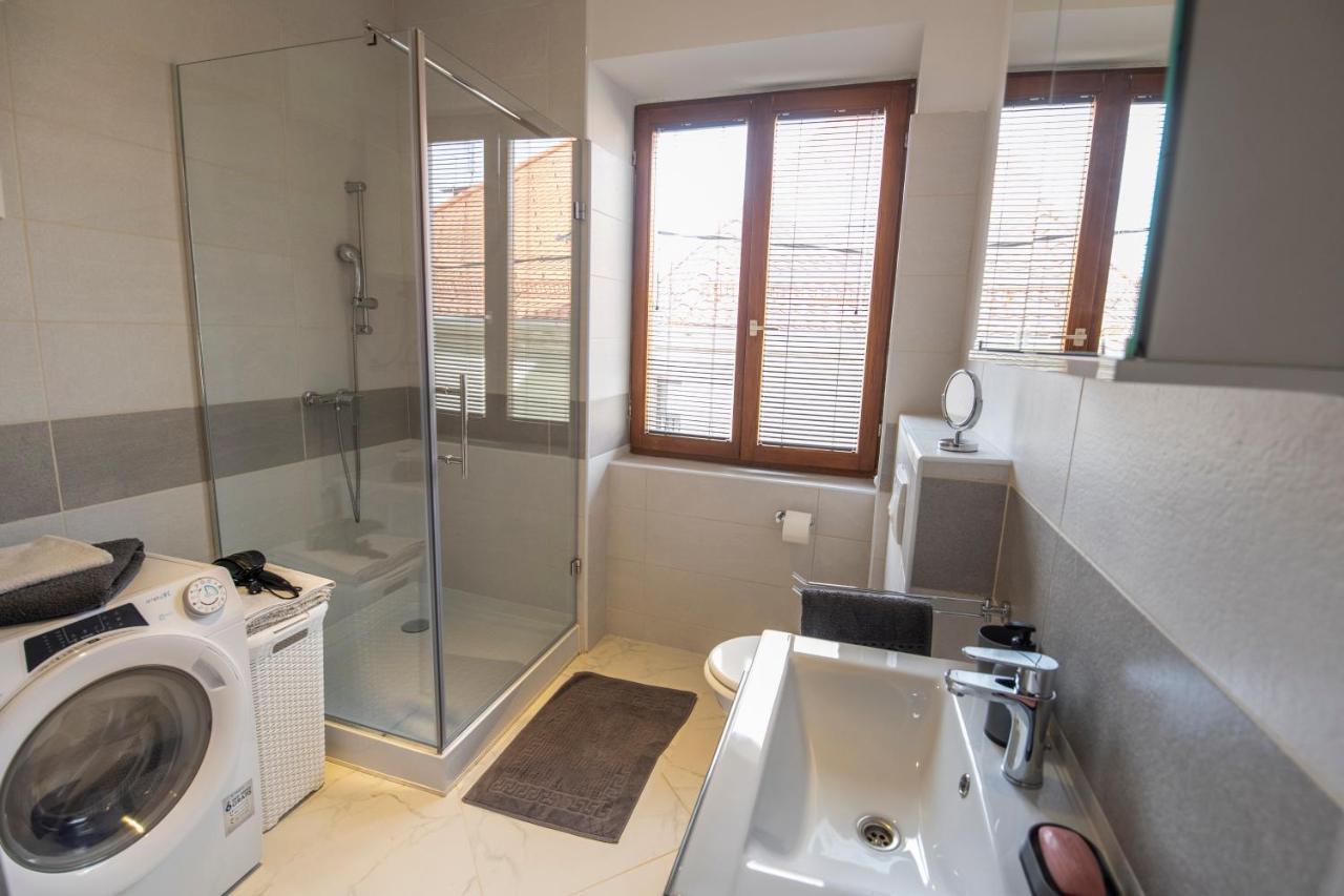 Hostel Vojnik Екстериор снимка